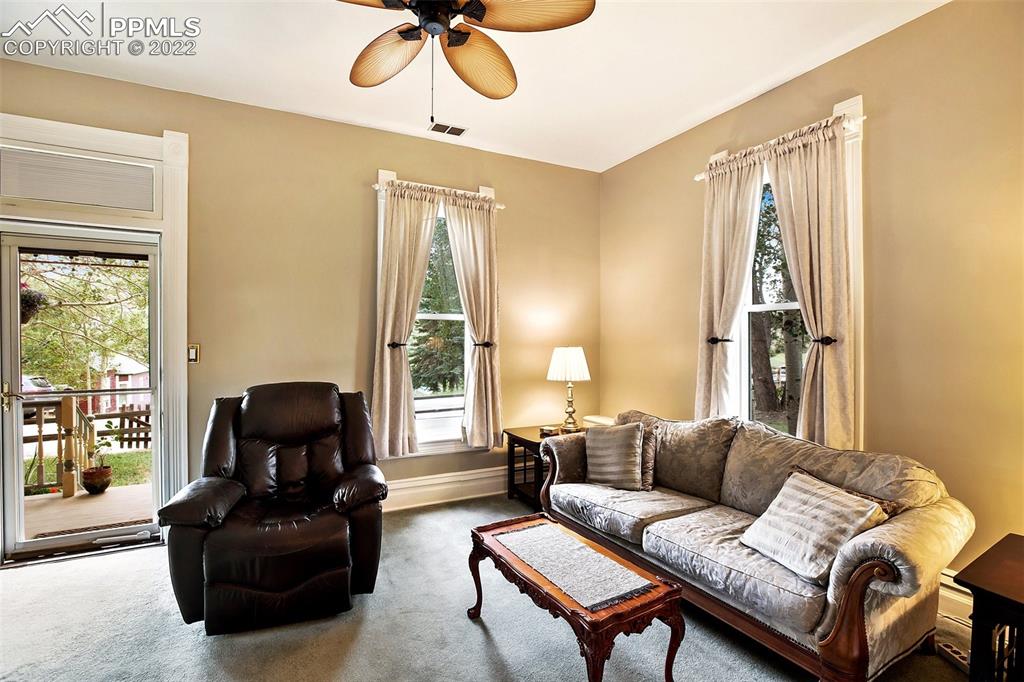 Listing 3327825, Image 6 of 39