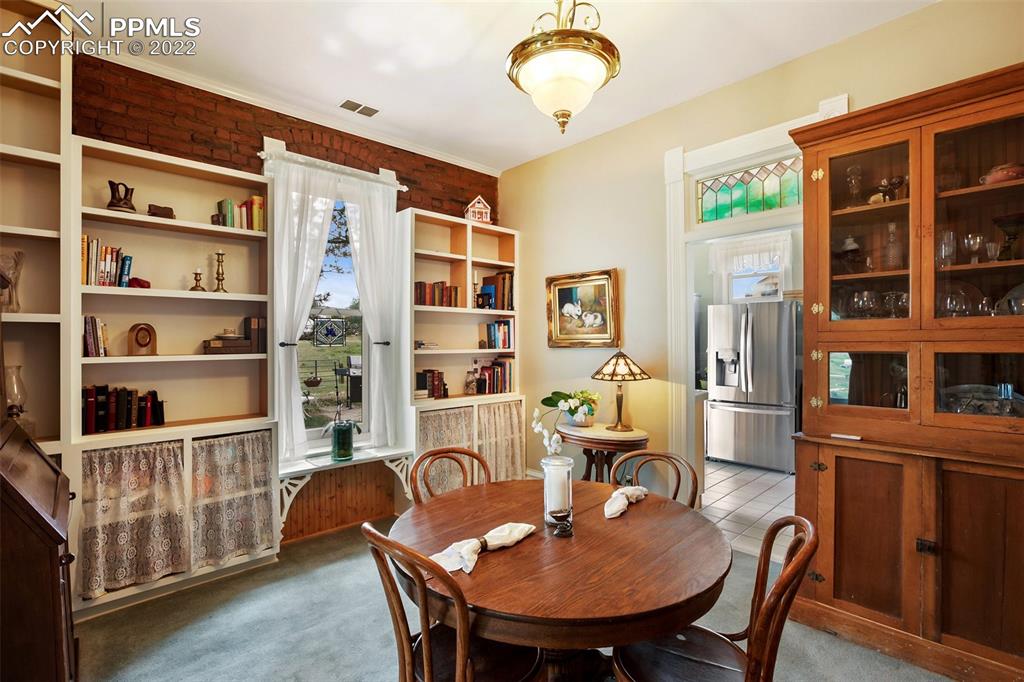Listing 3327825, Image 9 of 39