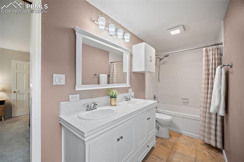 Image 22 of 50: Primary Bathroom