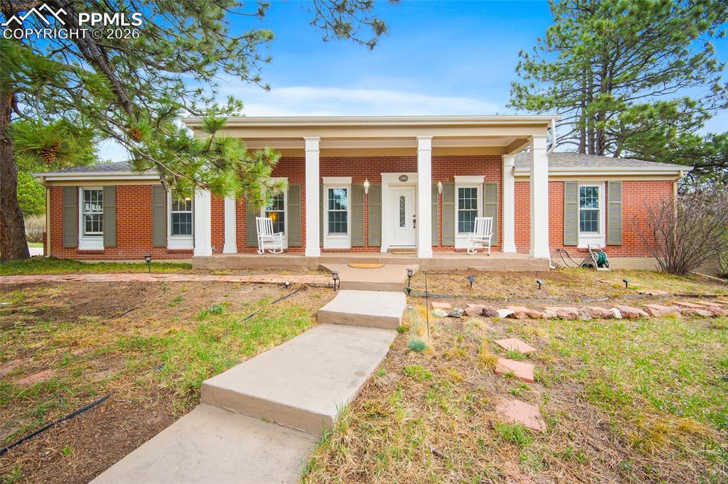 Image 5 of 50: Front of Structure