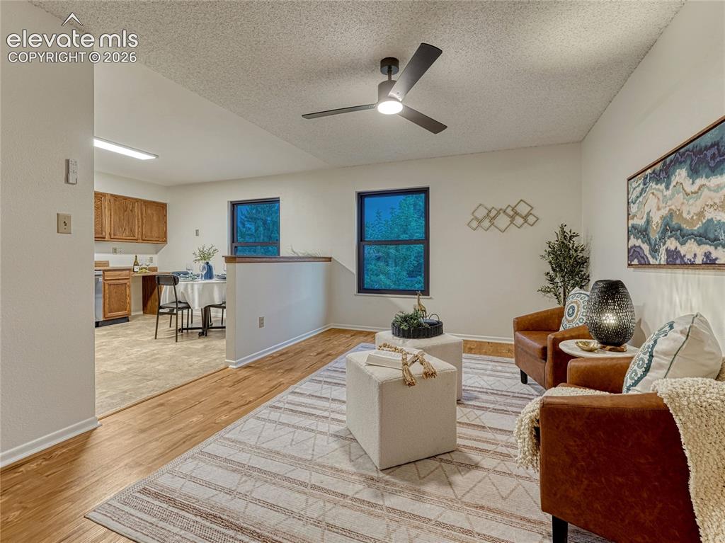 Image 10 of 27: Living Room