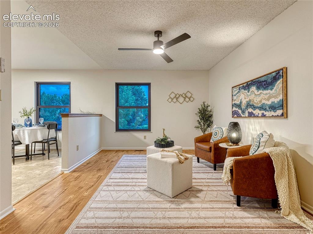 Image 2 of 27: Sitting Room