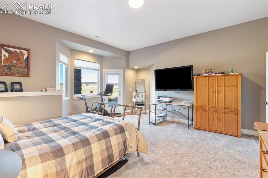 Image 28 of 49: Bedroom