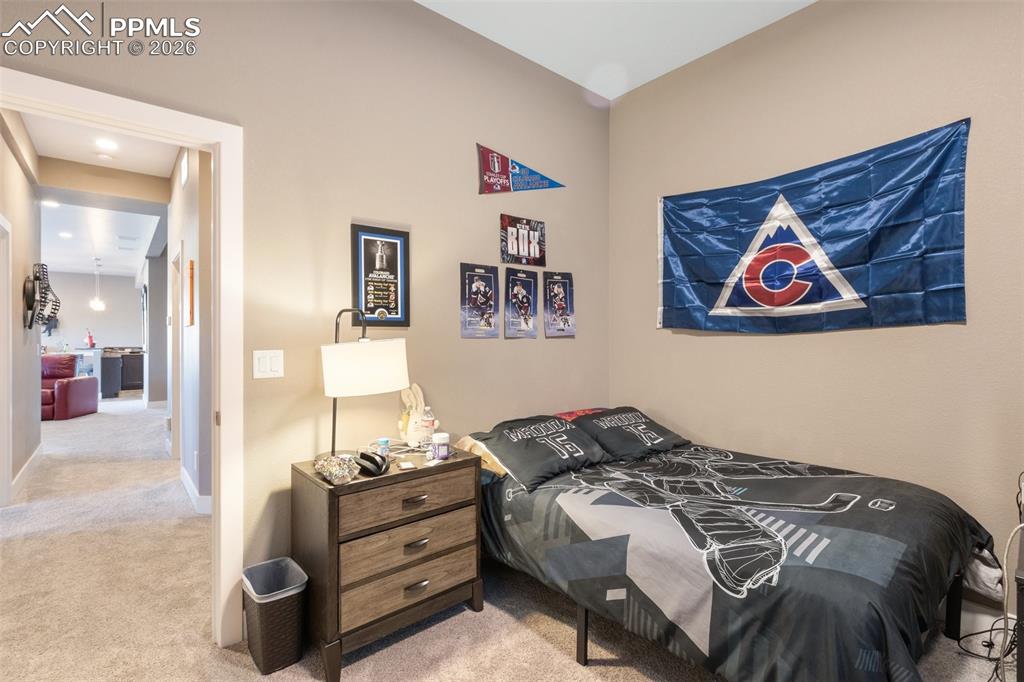 Image 32 of 49: Bedroom