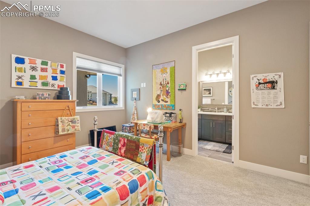 Image 34 of 49: Bedroom