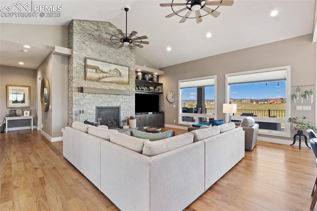 Image 7 of 49: Living Room