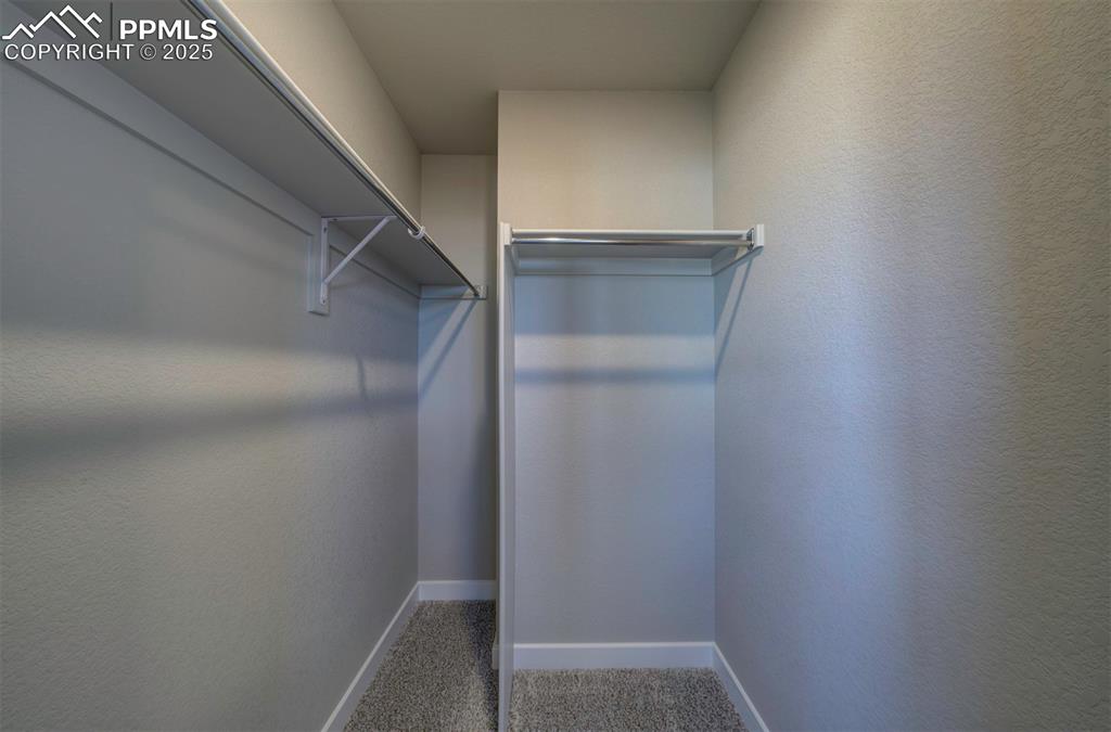 Image 20 of 38: Closet