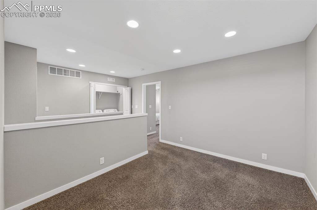 Image 18 of 46: Loft