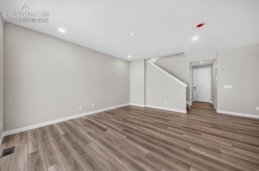 Image 16 of 41: Living Room