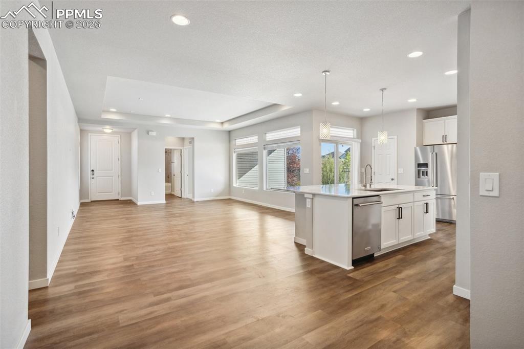 Image 12 of 37: Kitchen