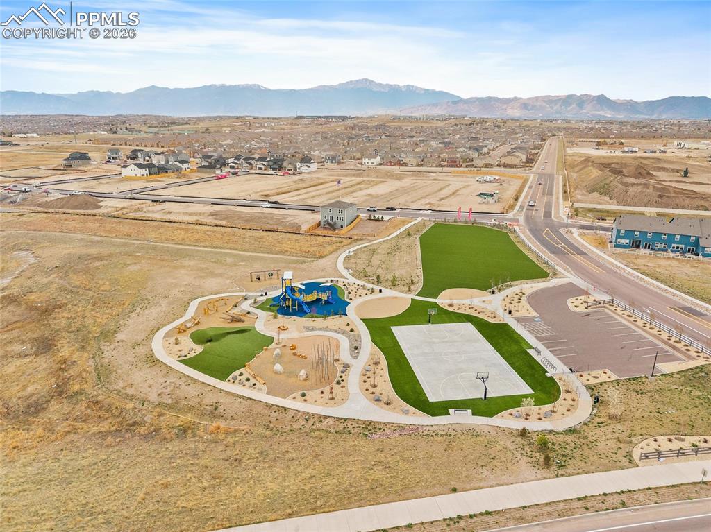 Image 40 of 42: No Description Available