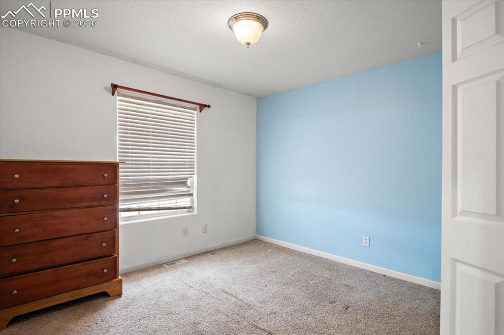 Image 17 of 28: Bedroom