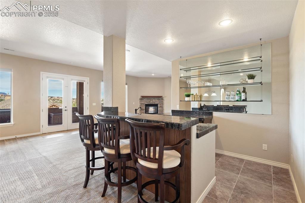 Image 34 of 50: Family Room