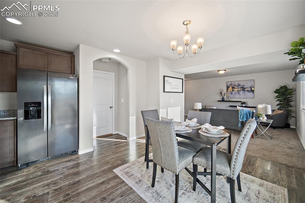 Image 10 of 44: Dining Area