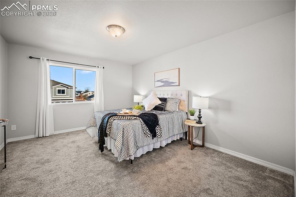 Image 17 of 44: Bedroom