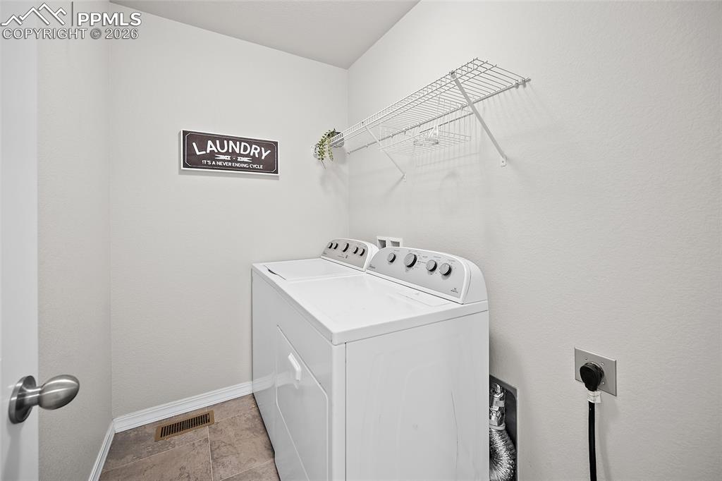 Image 19 of 44: Laundry