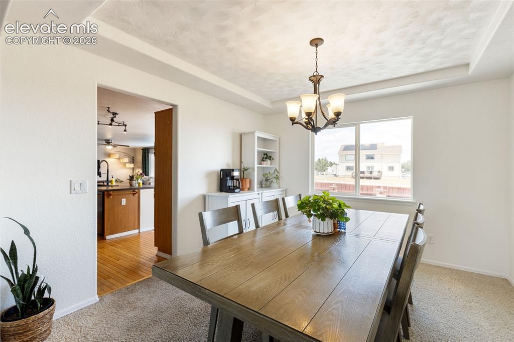 Image 5 of 29: Dining Area