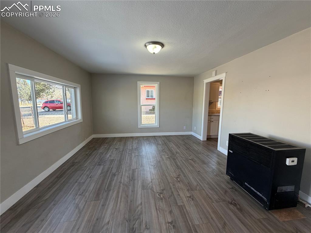 Image 5 of 14: Garage