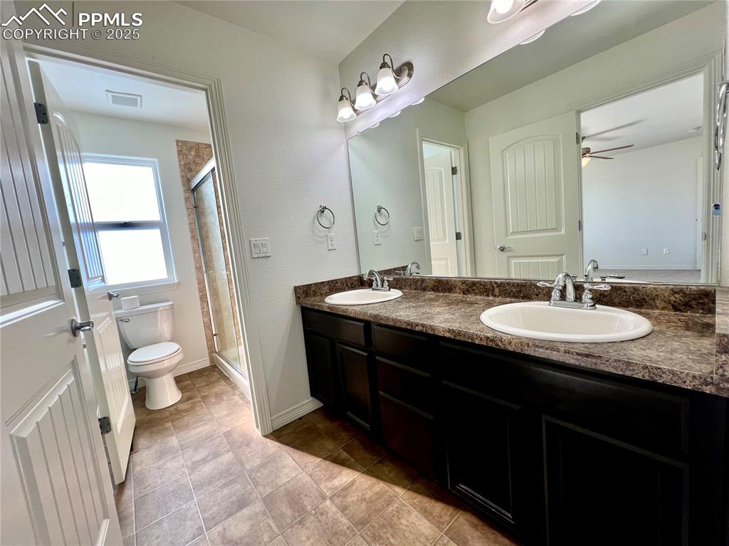 Image 17 of 45: Master Bathroom