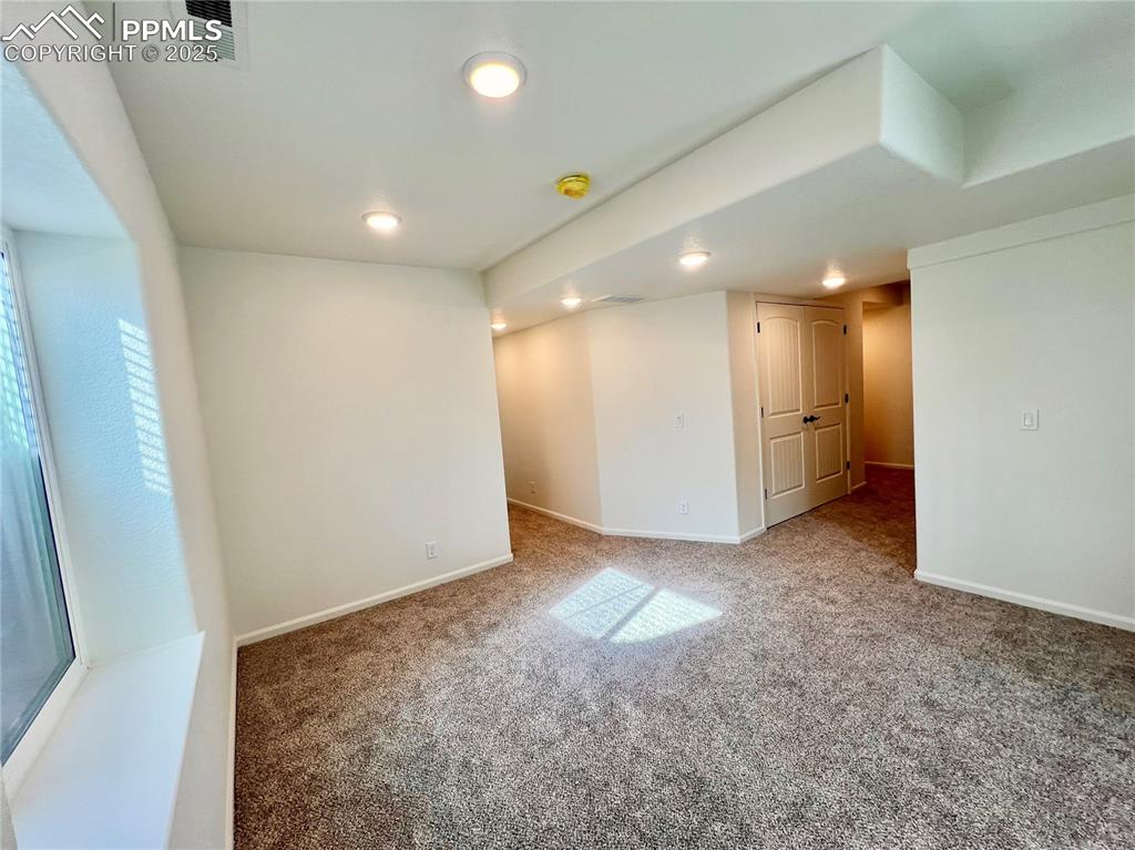 Image 35 of 45: Family Room