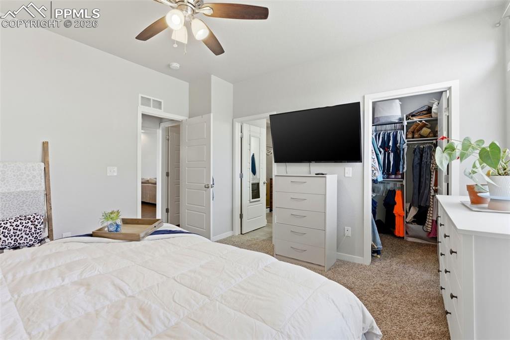 Image 23 of 50: Master Bedroom