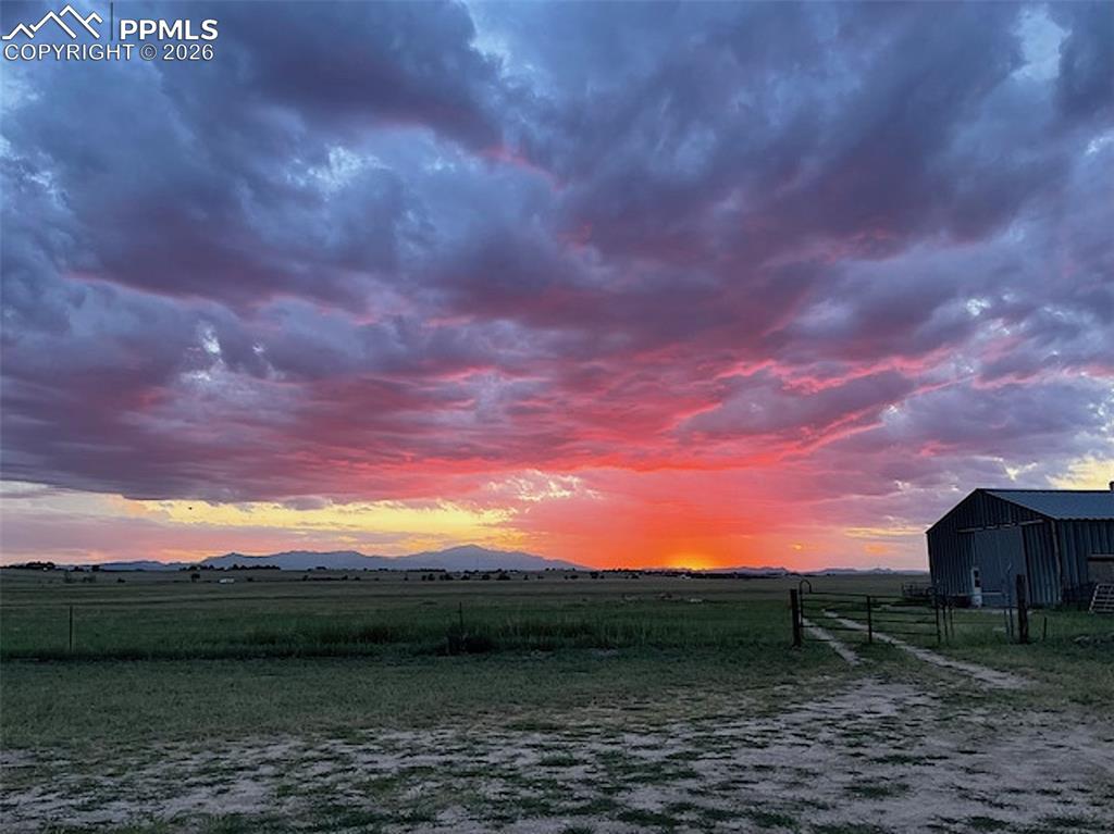 Image 48 of 49: View