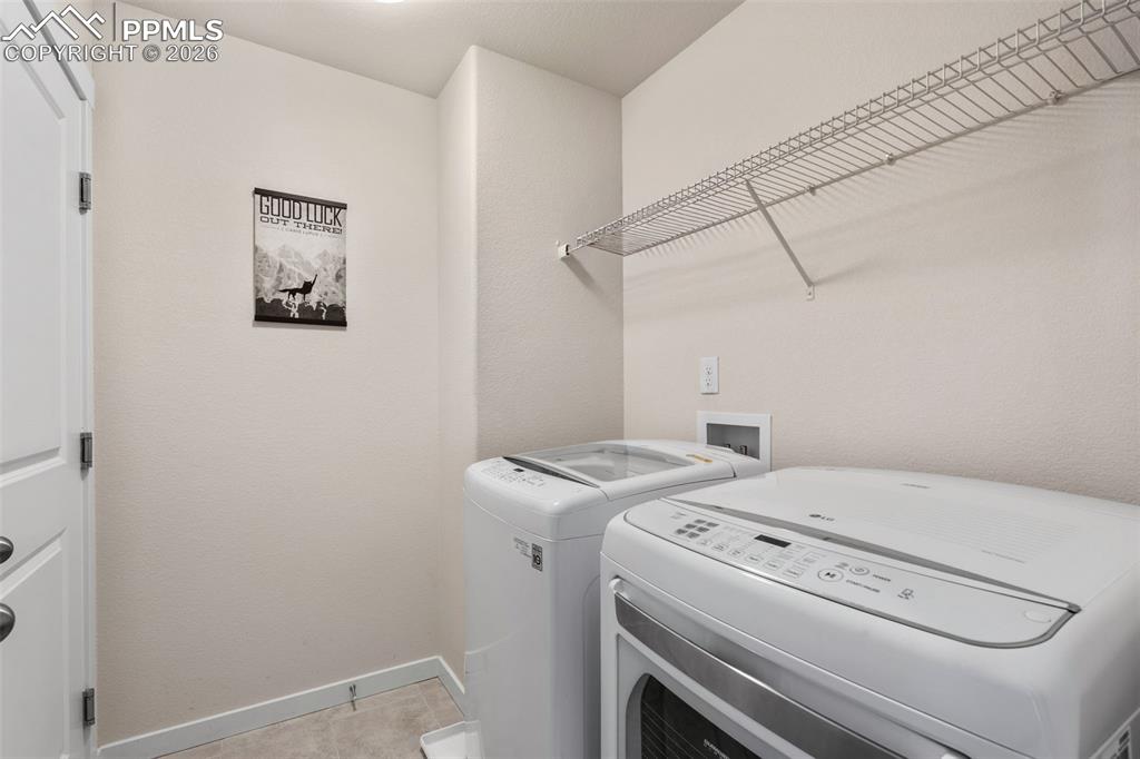 Image 26 of 29: Laundry