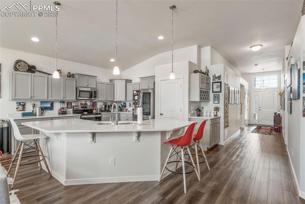 Image 6 of 29: Kitchen
