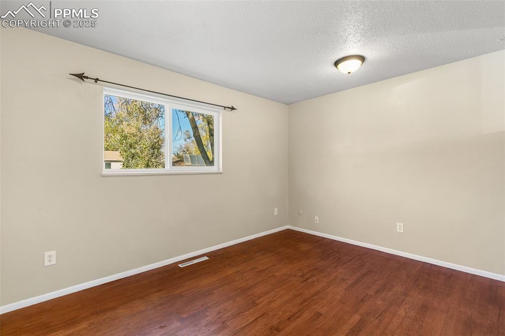 Image 13 of 25: Bedroom 1 upper level