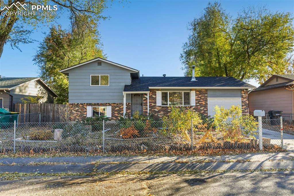 Image 2 of 25: Front of Structure