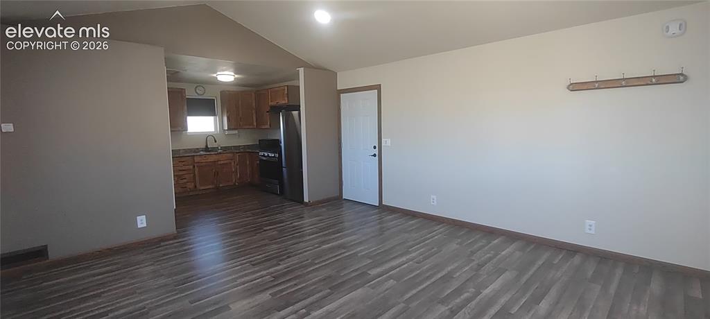 Image 17 of 41: Living Room