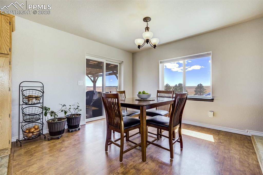 Image 6 of 50: Living Room