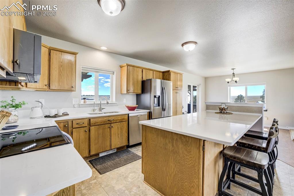 Image 9 of 50: Dining Area