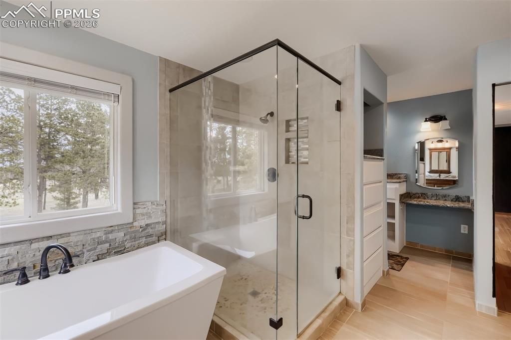 Image 26 of 48: Totally remodeled!