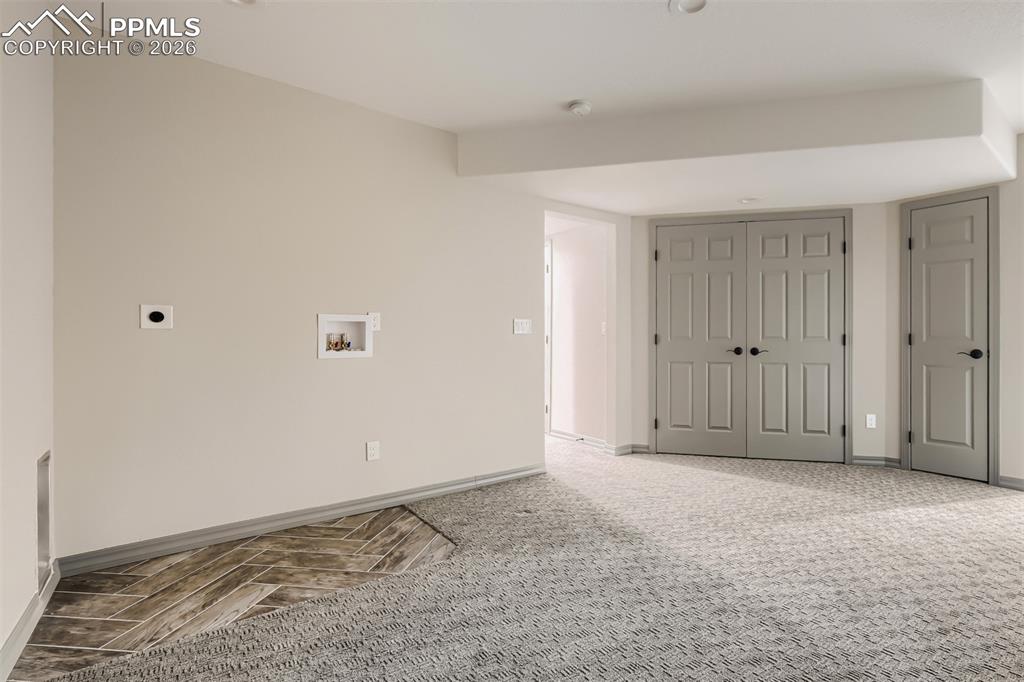 Image 40 of 48: Secondary bedroom