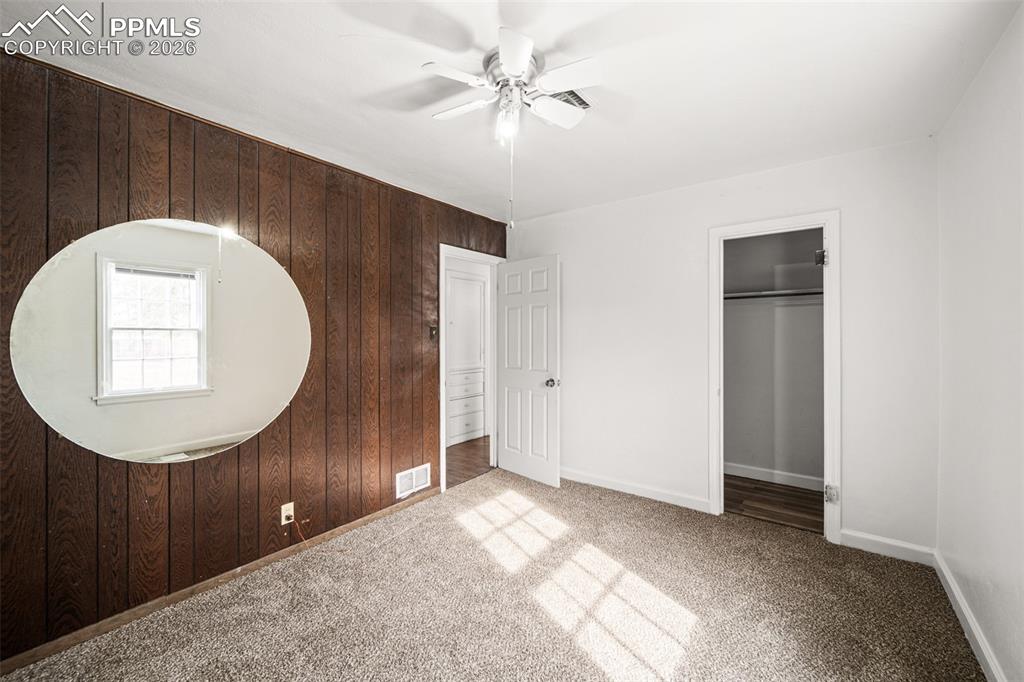 Image 12 of 37: Bedroom