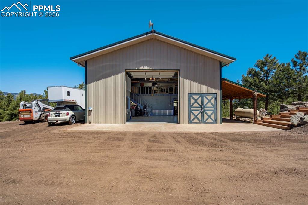 Image 42 of 50: No Description Available