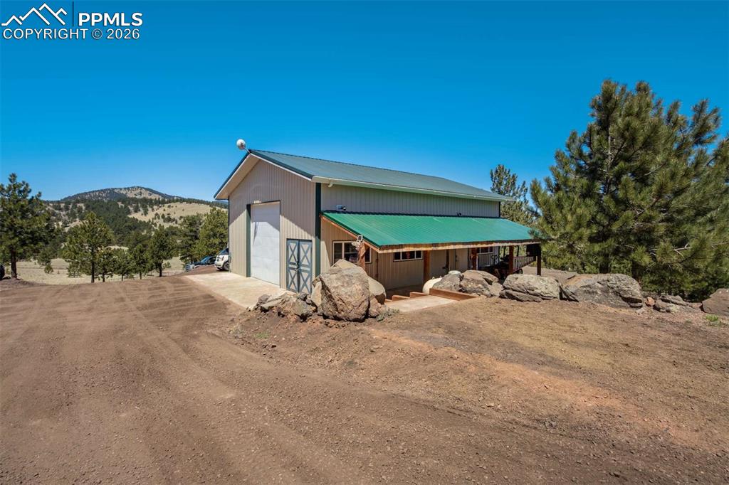 Image 47 of 50: No Description Available