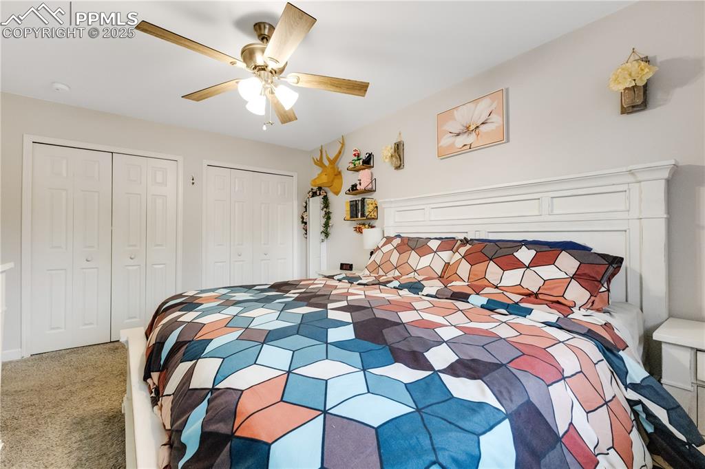 Image 12 of 31: Bedroom