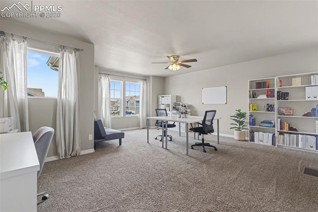 Image 19 of 47: Upstairs Loft