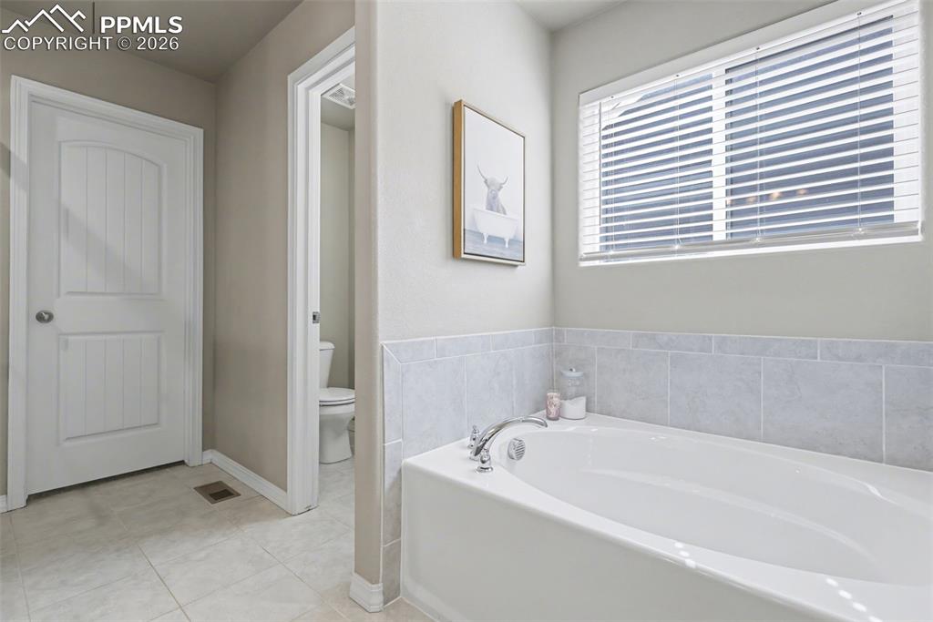 Image 29 of 47: Master Bath