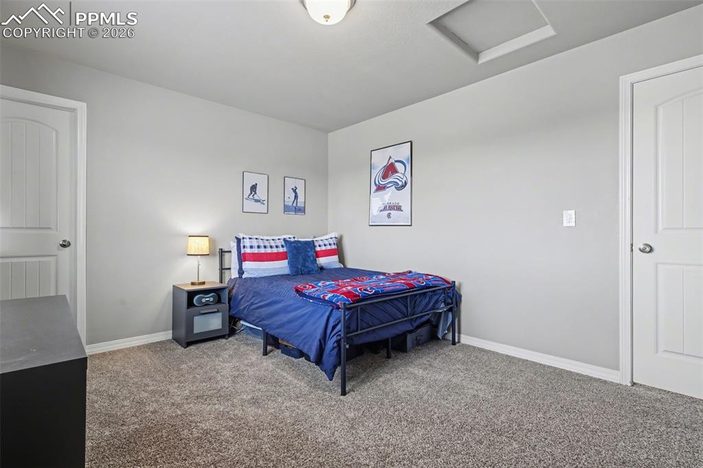 Image 34 of 47: Bedroom