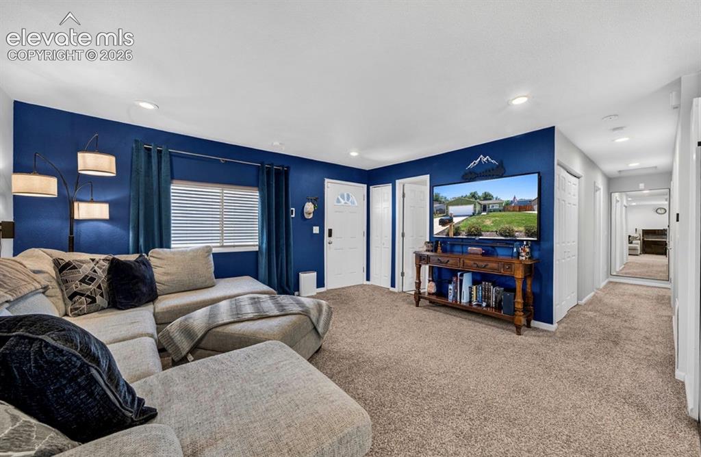 Image 6 of 32: Living Room