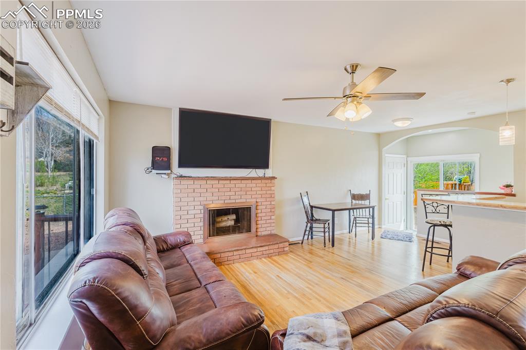 Image 5 of 46: Living Room