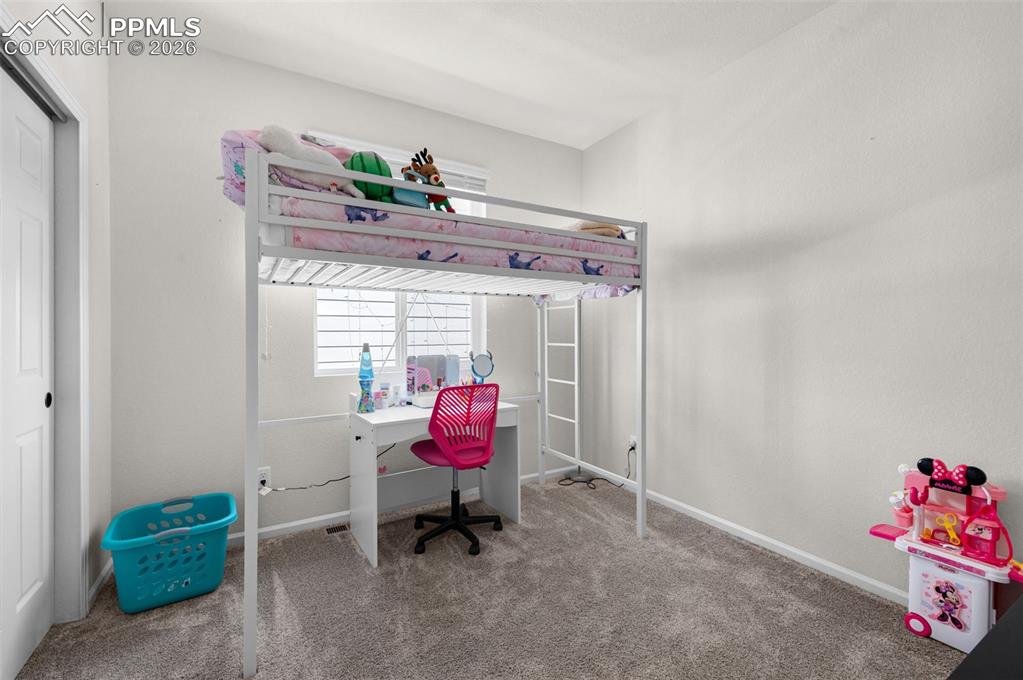 Image 16 of 21: Bathroom