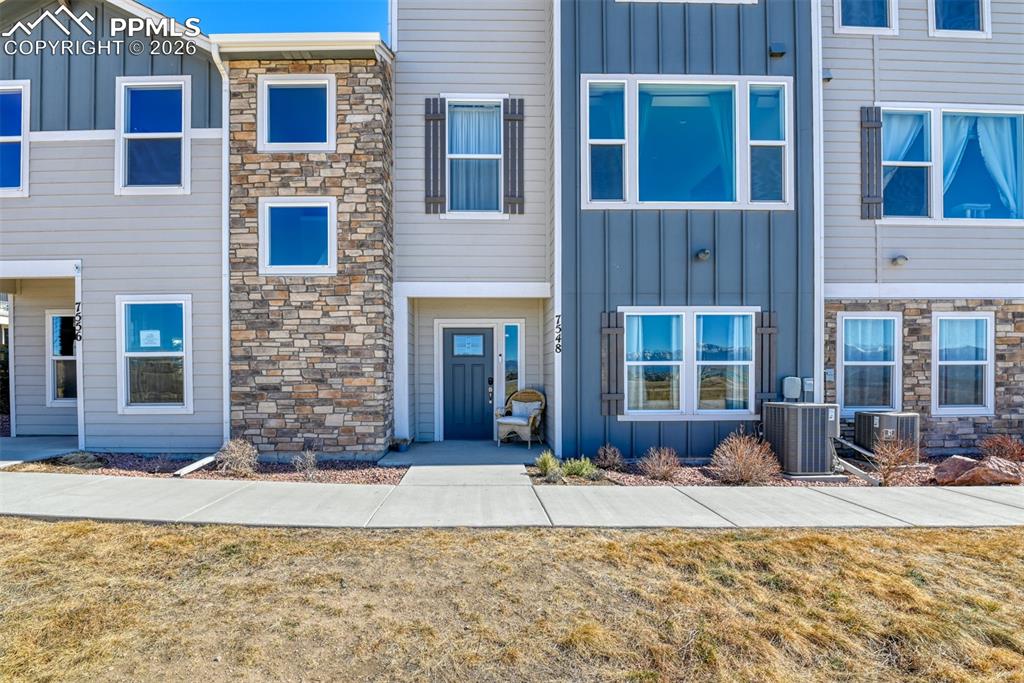 Image 2 of 45: Front of Structure