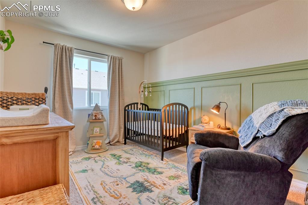 Image 38 of 45: Bedroom