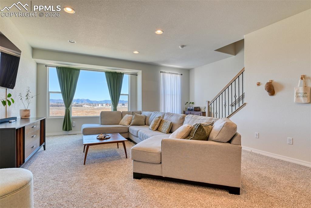 Image 9 of 45: Living Room