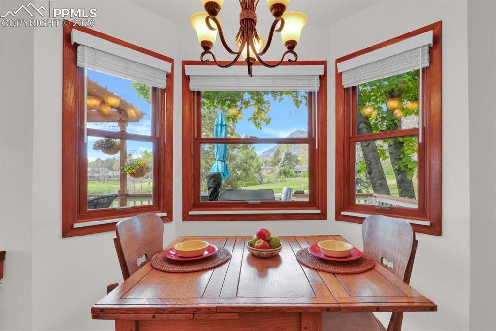Image 15 of 42: Eat-in kitchen dining space