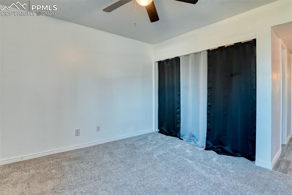 Image 9 of 16: Bedroom